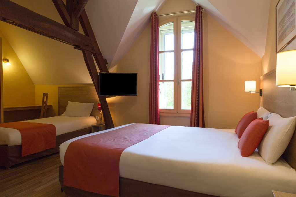 Hotel Henri IV Coutras Rum bild